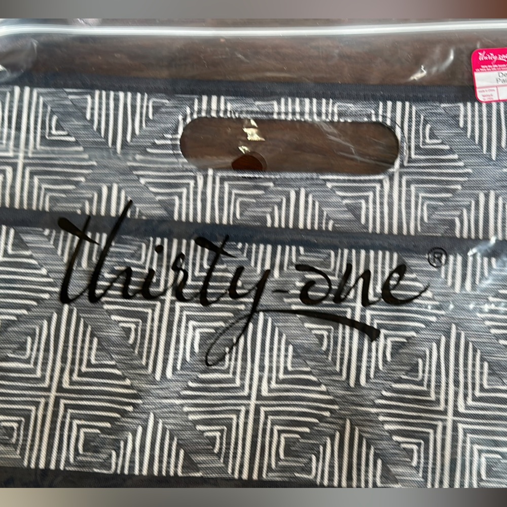 Thirty One deluxe double caddy